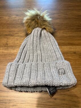 Vince Camuto Light Gray Ribbed Knit Beanie with Silver Medallion Accent
